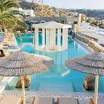 Otel Peristeronas Village