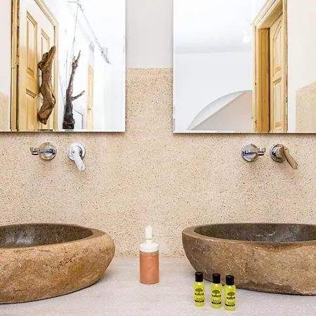 Peristeronas Village Ξενοδοχείο