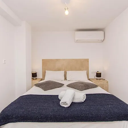 Peristeronas Village Hotel Klouvas