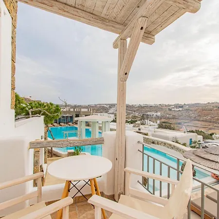 Peristeronas Village 3* Klouvas