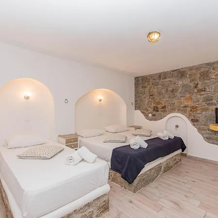 Peristeronas Village Ξενοδοχείο Κλουβάς