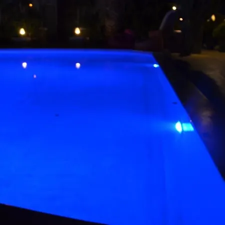 Peristeronas Village 3*