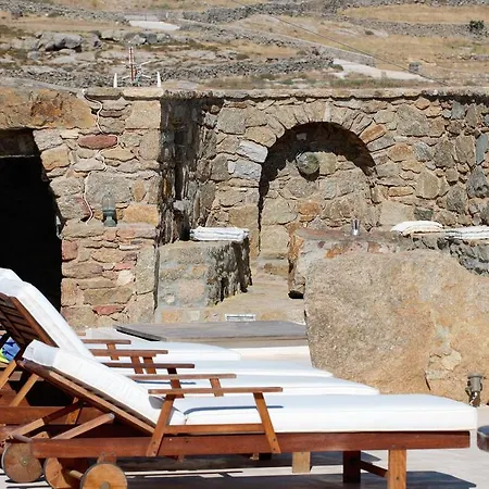 Peristeronas Village Κλουβάς