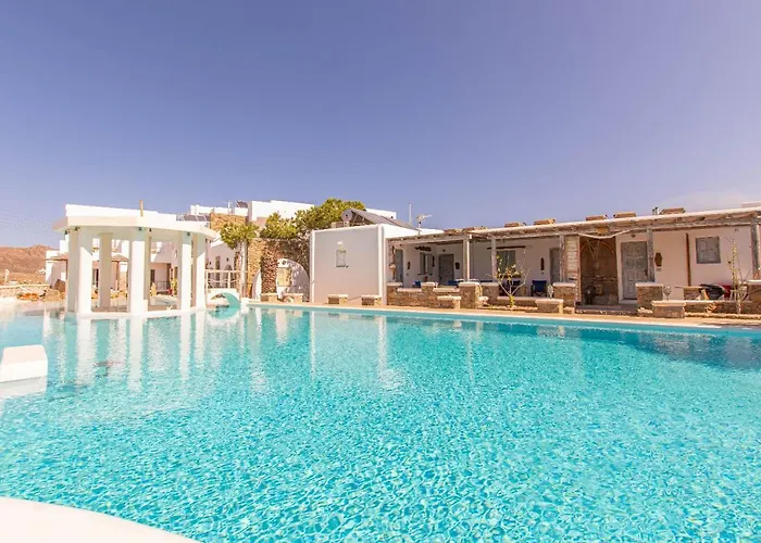 Peristeronas Village