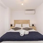 Peristeronas Village Hotell Klouvas