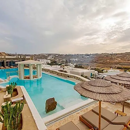 Peristeronas Village Hotel