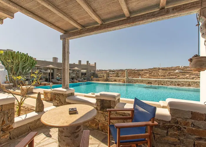 Peristeronas Village