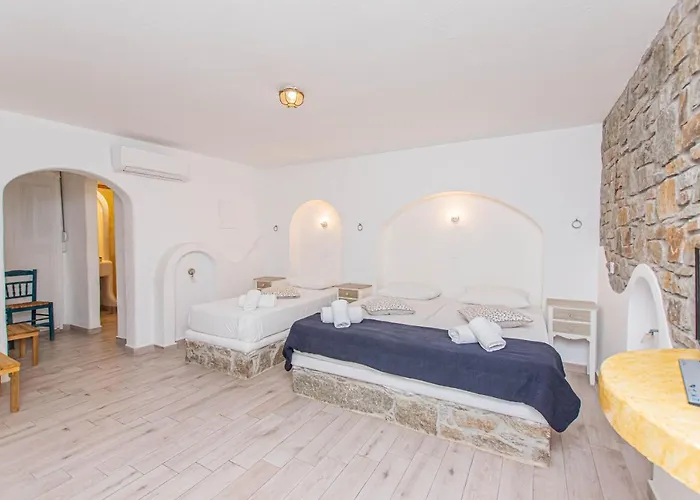 Peristeronas Village Hotel 3*