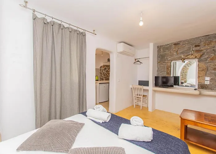 Peristeronas Village Hotel Klouvas