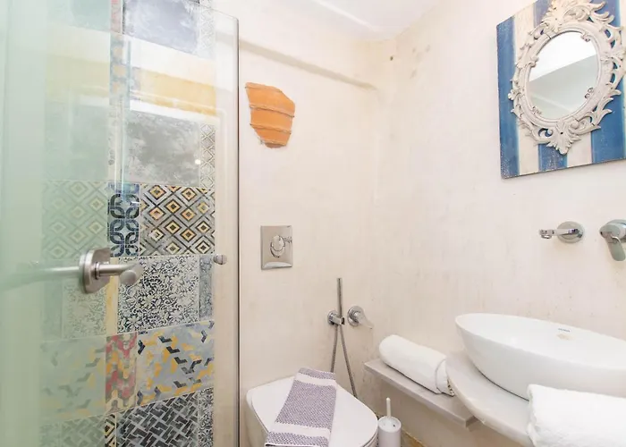 Peristeronas Village Klouvas